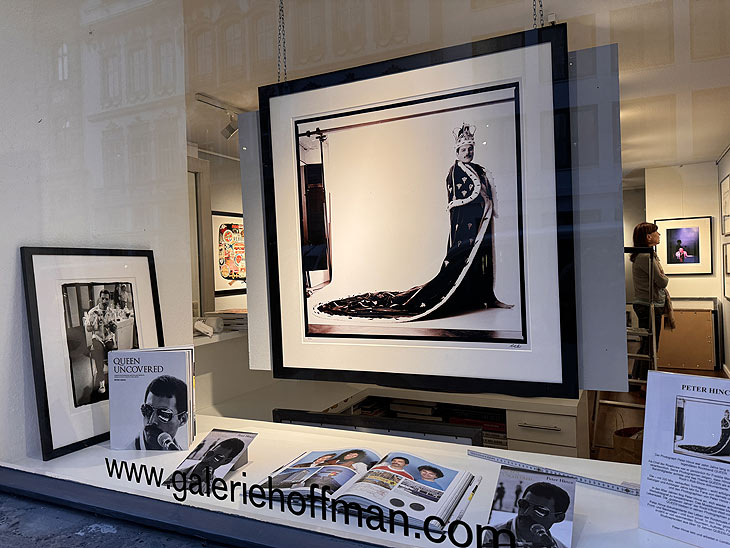 Peter Hince:Queen Uncovered Ausstellung vom 27.10.-02.12.2023 in der Münchner GALERIE STEPHEN HOFFMAN Fine Art Photography (©Foto: Martin Schmitz)